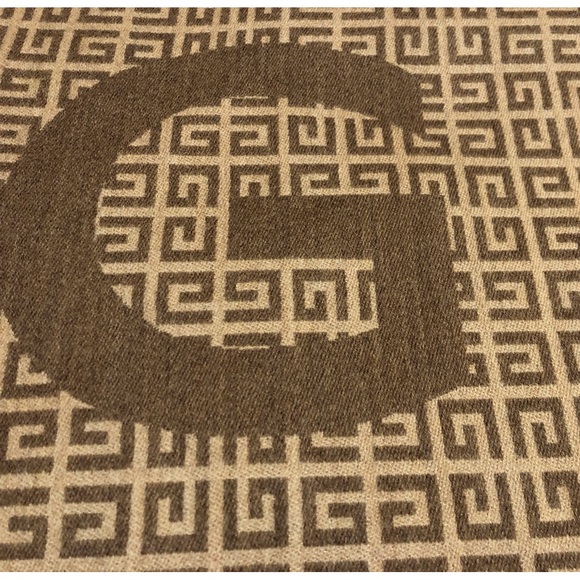 🤎 BNWT GIVENCHY SCARF 🤎 - Picture 8 of 9